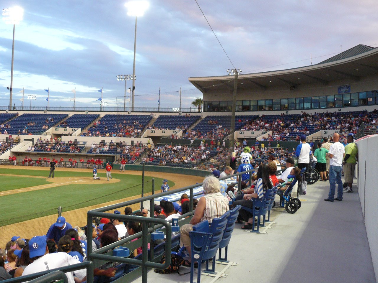 621175_2271242677446_1783191760_o