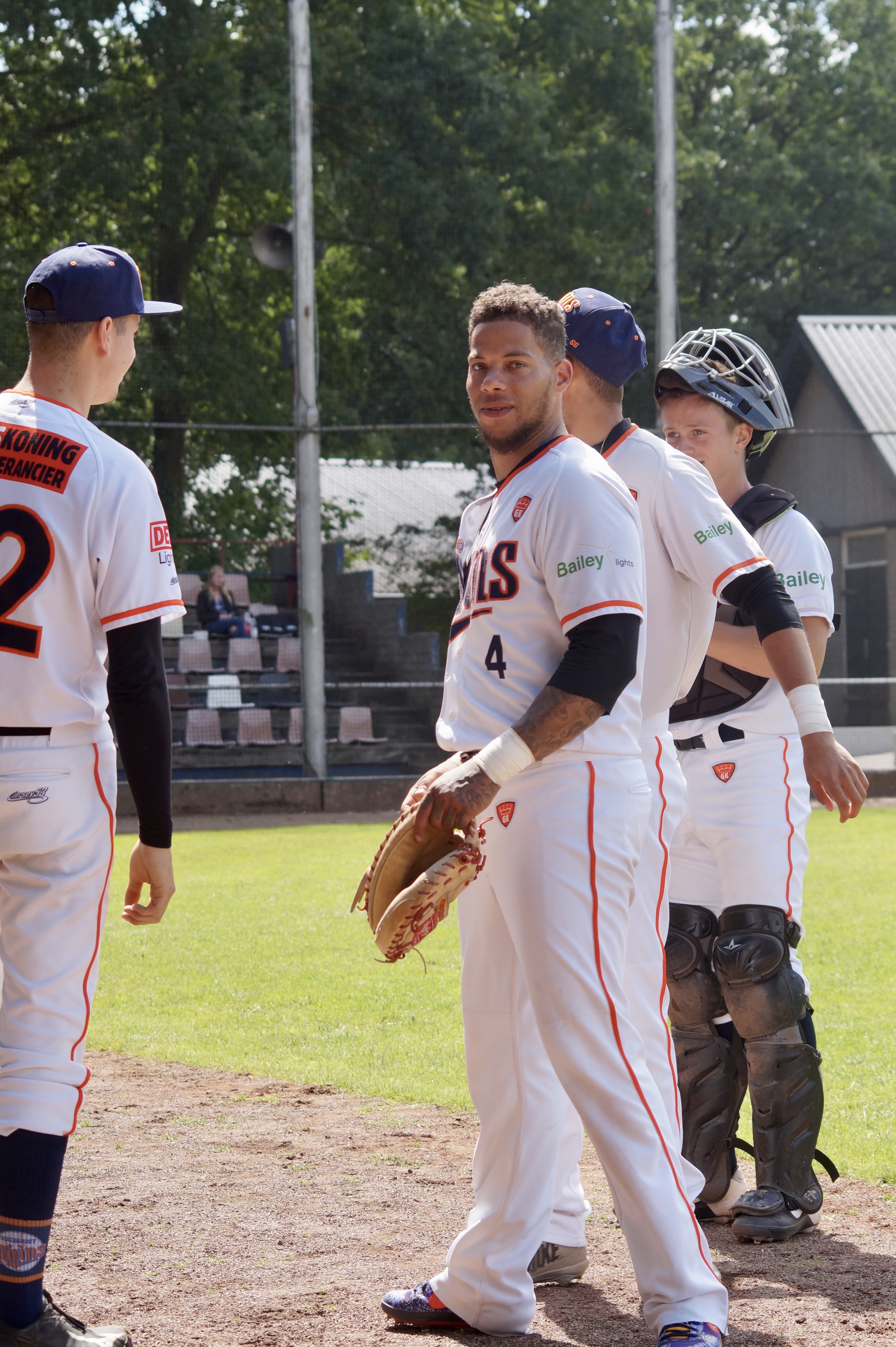 EBF70AA2-2505-4FC3-AE30-30D25AAF3A35_1_201_a