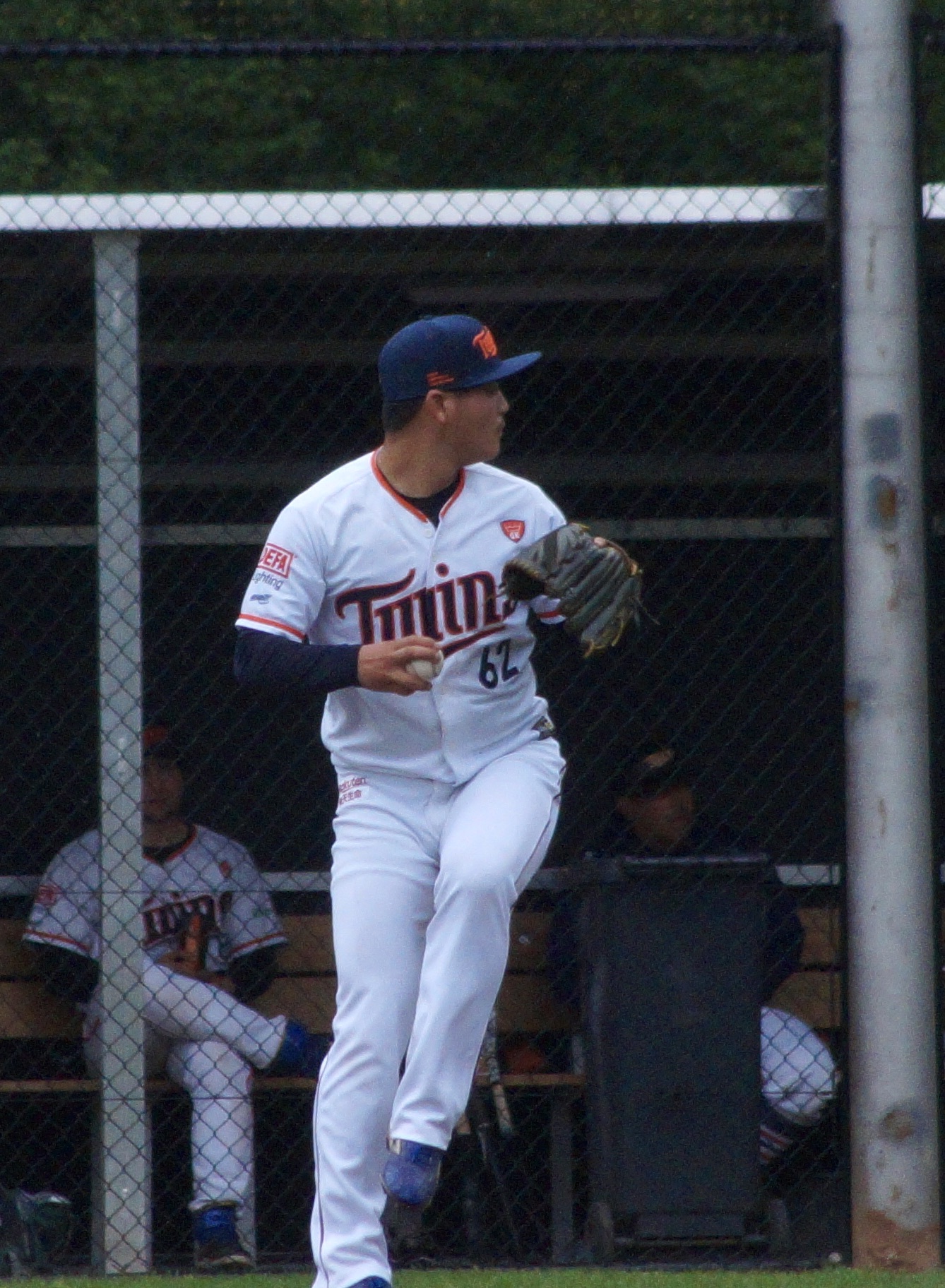 C8C72828-C170-49EF-8371-488342FFE40C_1_201_a