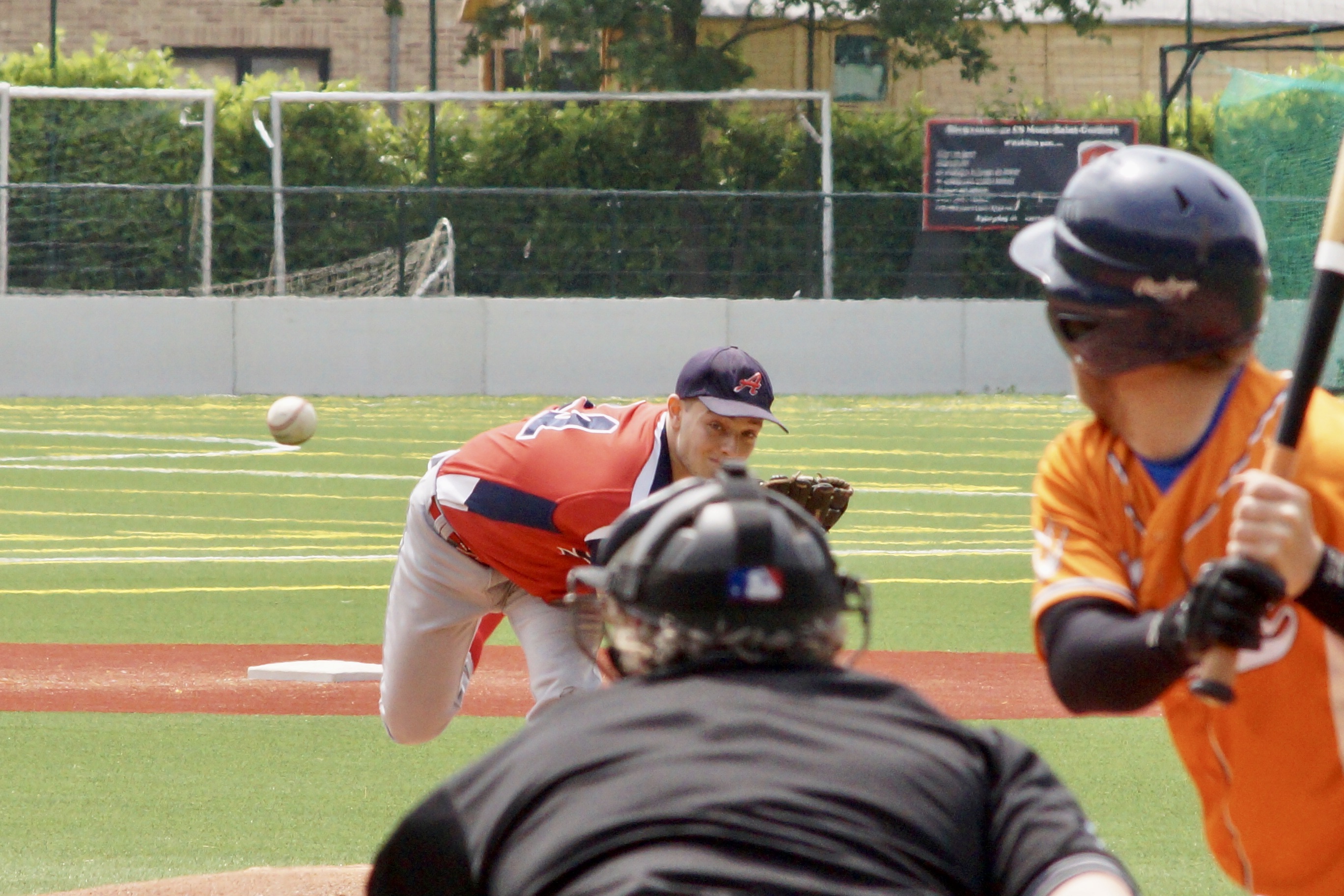 69731918-4DE6-49CA-8407-566366BA0985_1_201_a