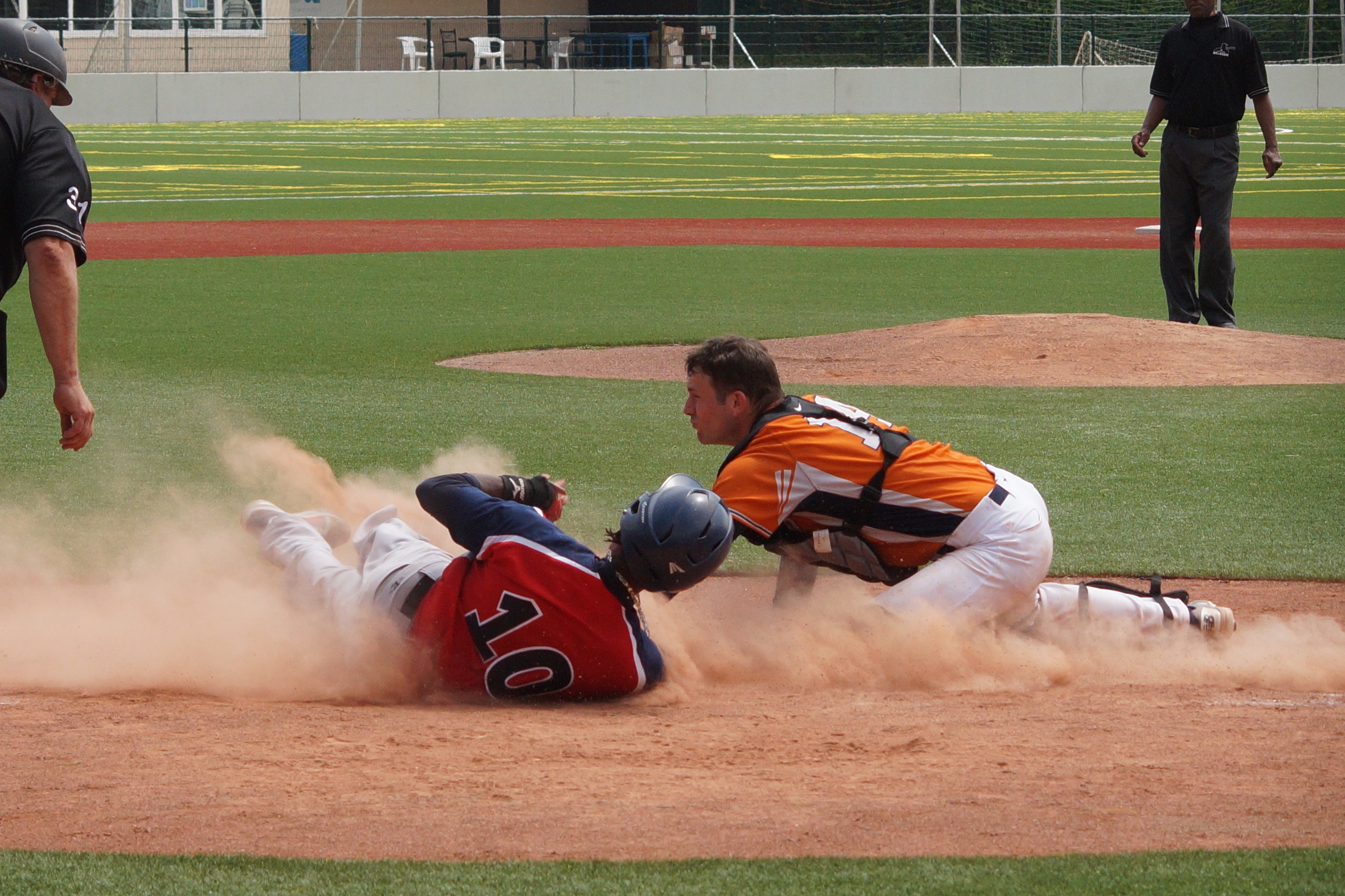 B2A9D4F0-9F62-44BC-9E19-8CE0E803417D