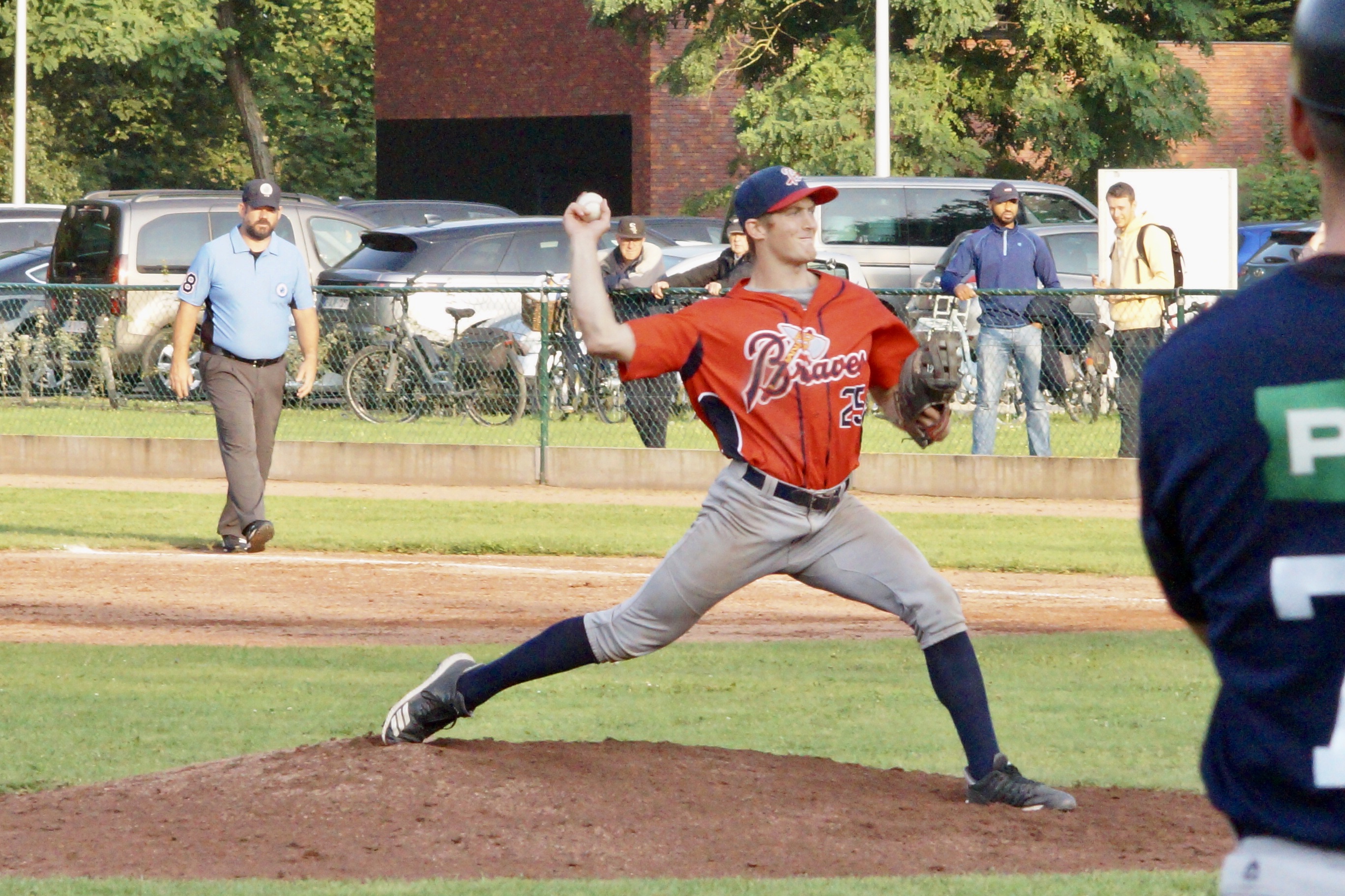 48FF2A28-E6EE-44FE-BAAB-D045935138DF_1_201_a