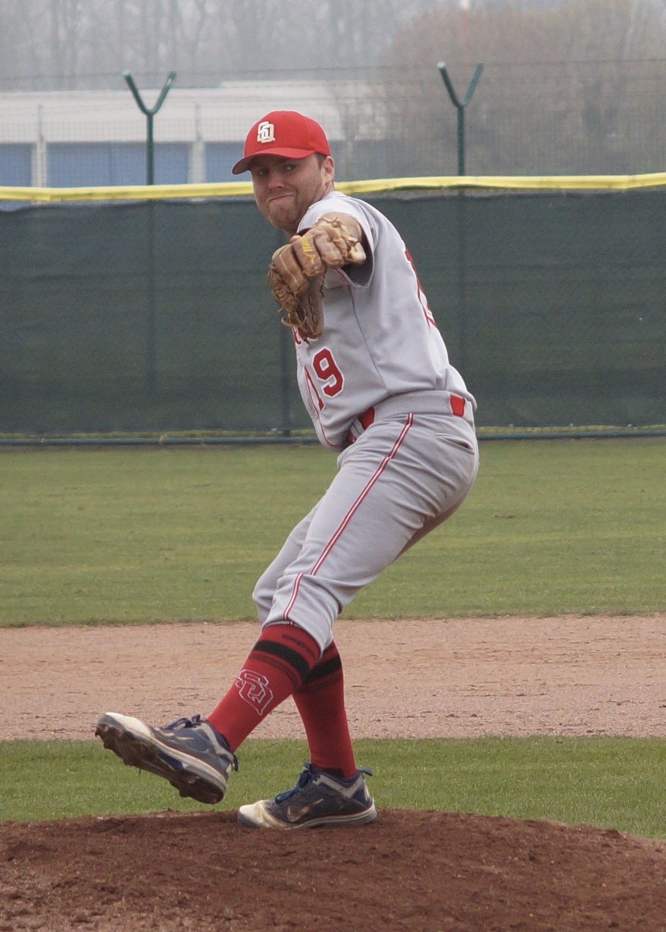 C21DD47B-8C66-4BC2-BD09-8F70F0051BC2_1_201_a