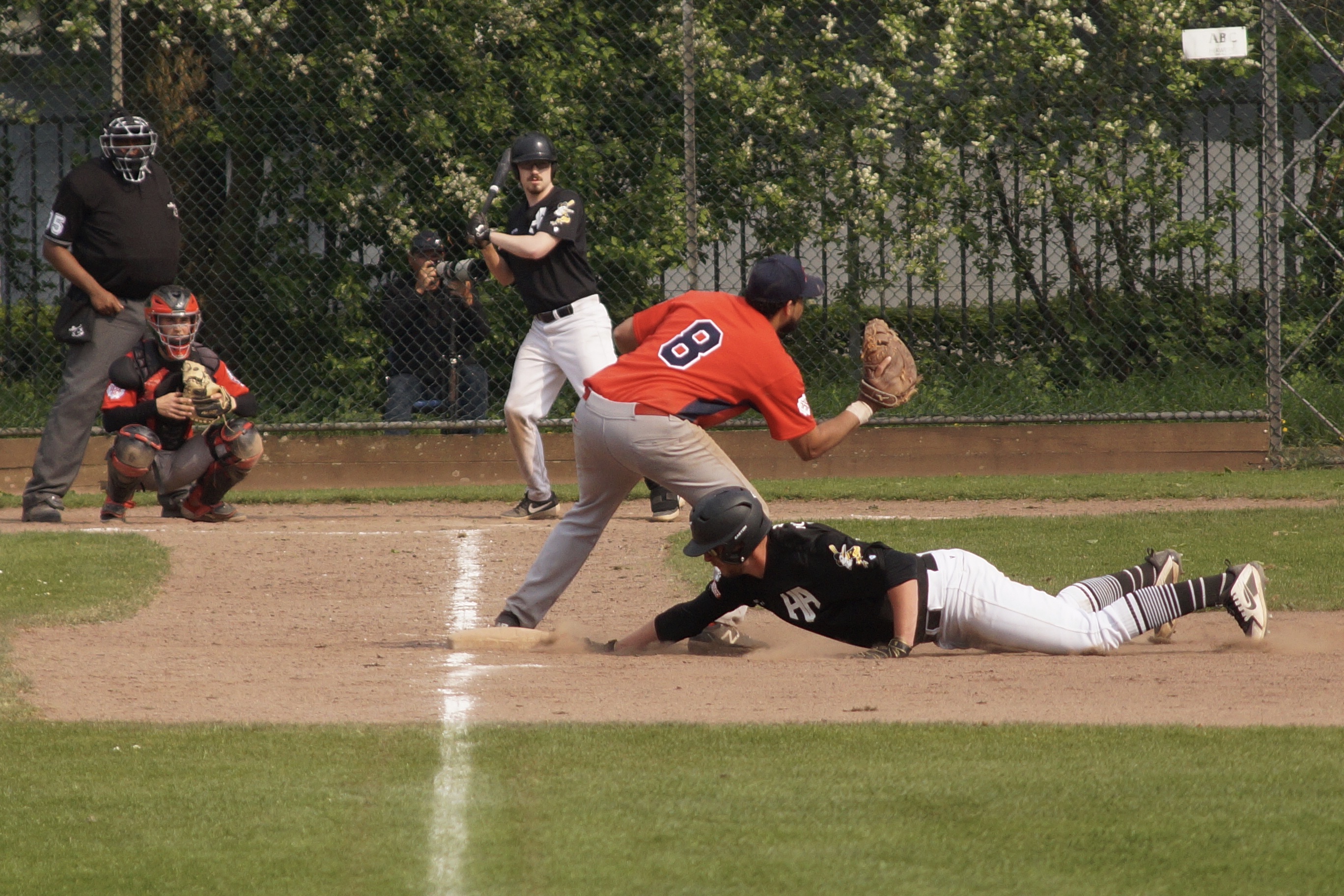 1C04FB14-E8E2-474D-8A6C-8B50280DA8B4_1_201_a