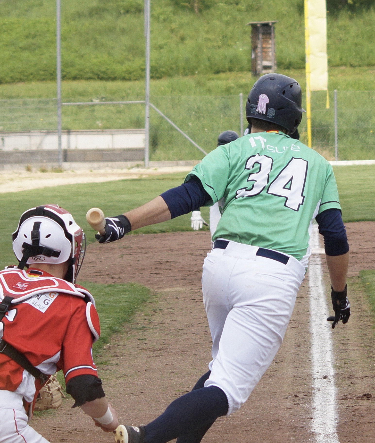 59D77437-6135-4133-BE24-5186B9225AD1_1_201_a