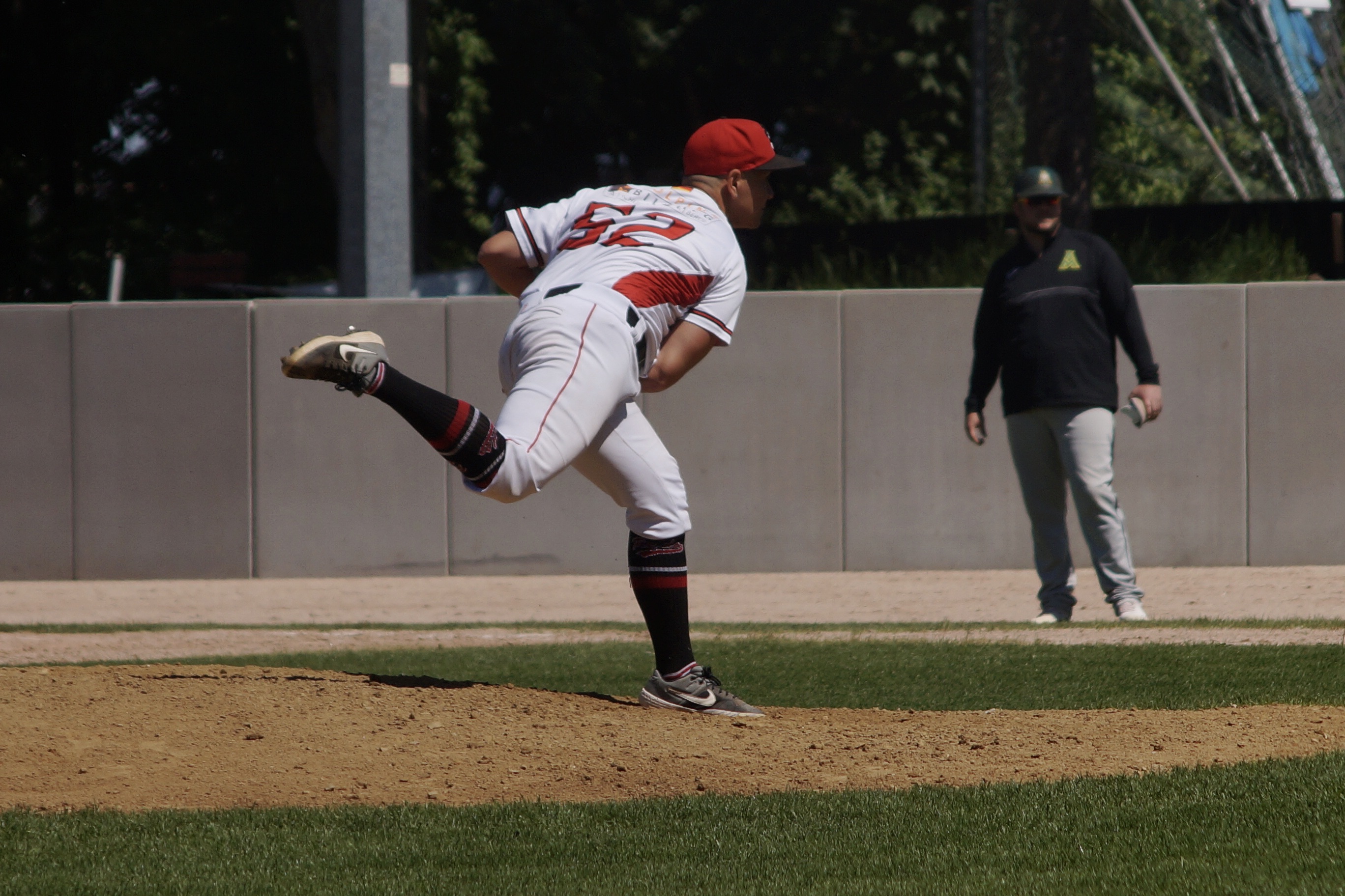 9EA381CC-D5DC-441F-8561-10D9D8C9B725_1_201_a