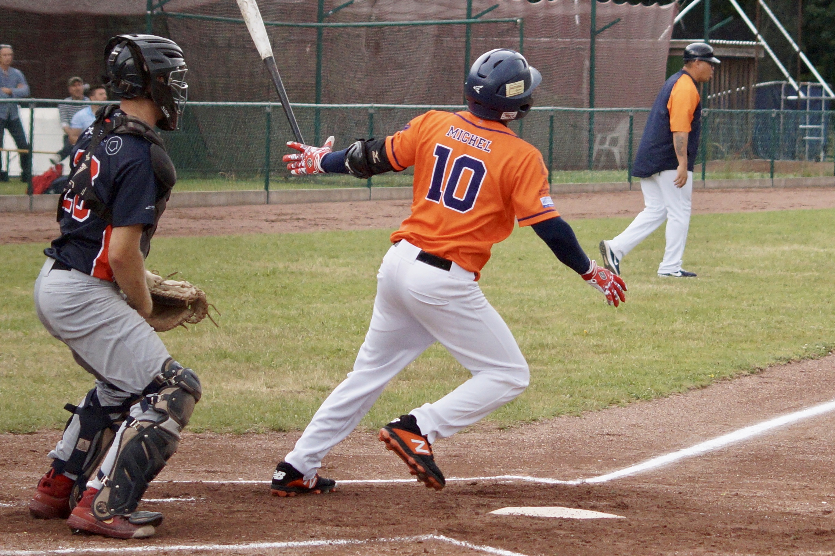 50C3ECF9-8968-42C6-861C-C14FF17C4441_1_201_a