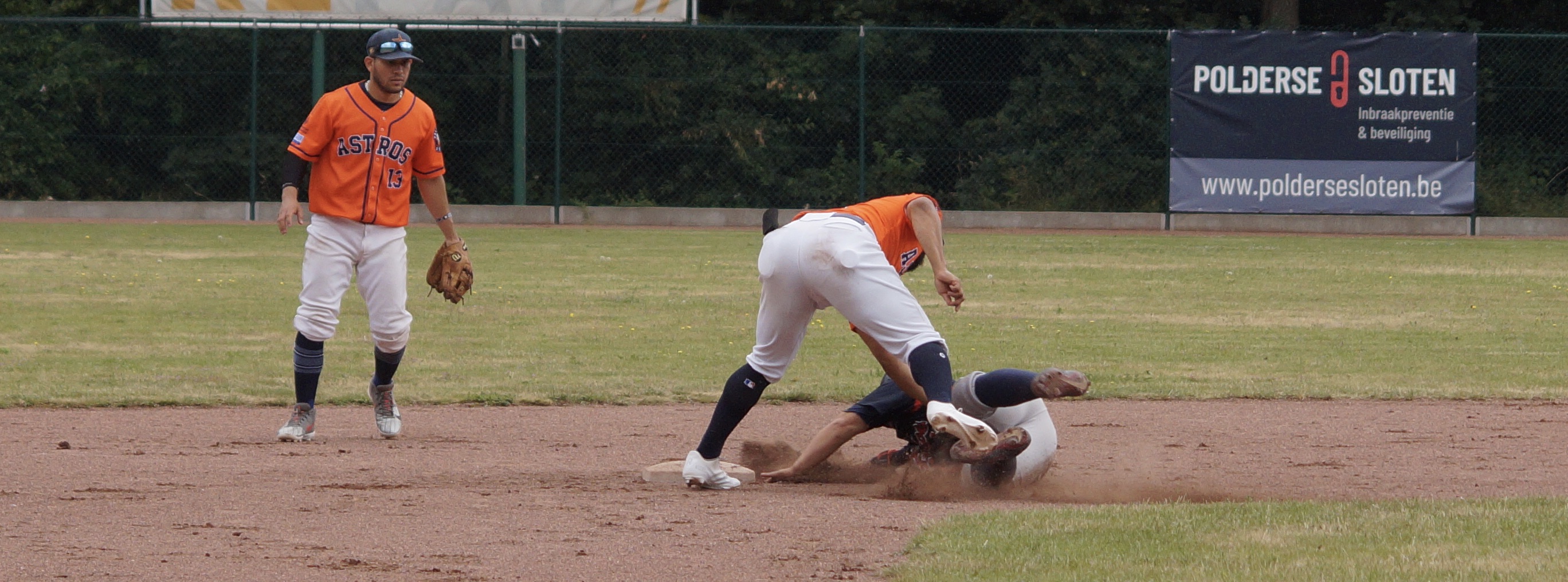 A40BABF1-9CEA-448A-A372-D494E02D50A7_1_201_a