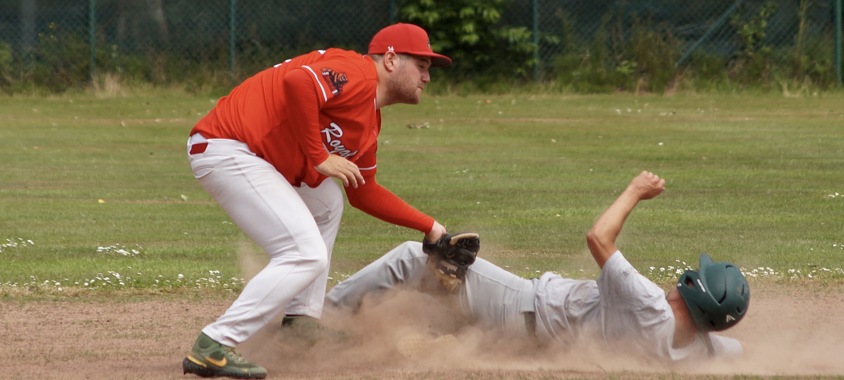 A1686DA2-C6CD-4E0E-A492-B0EEF62A6C90_1_201_a