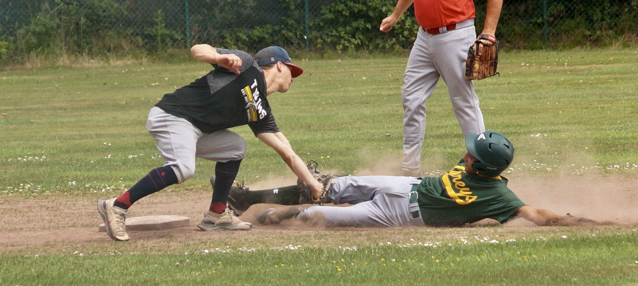 CF7797F7-5263-4211-9D8B-DB30A5E499C8_1_201_a