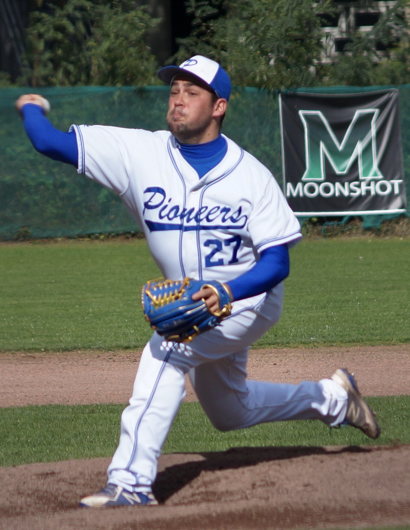 CB589856-216D-43C7-A26A-18F8ED362B69_1_201_a