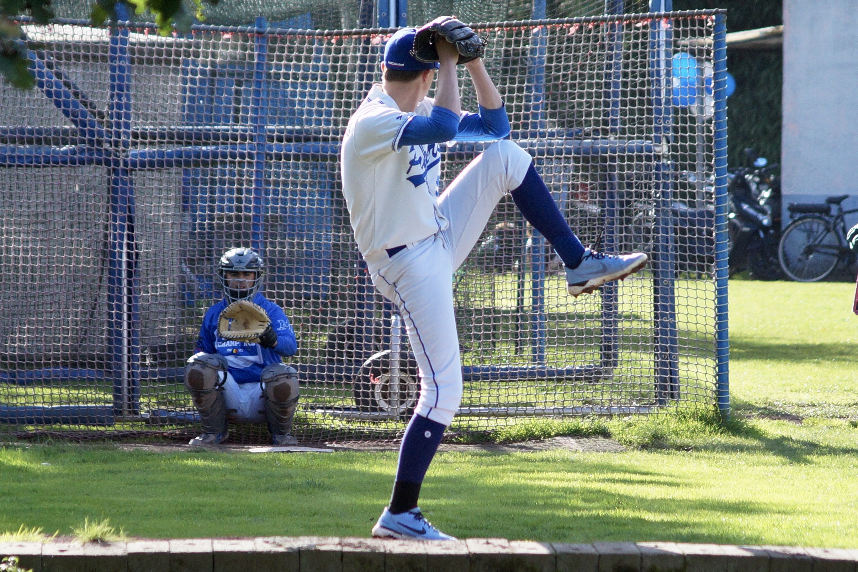 EC5A9D7F-51C4-45F2-BC6F-81BA2F995760_1_201_a