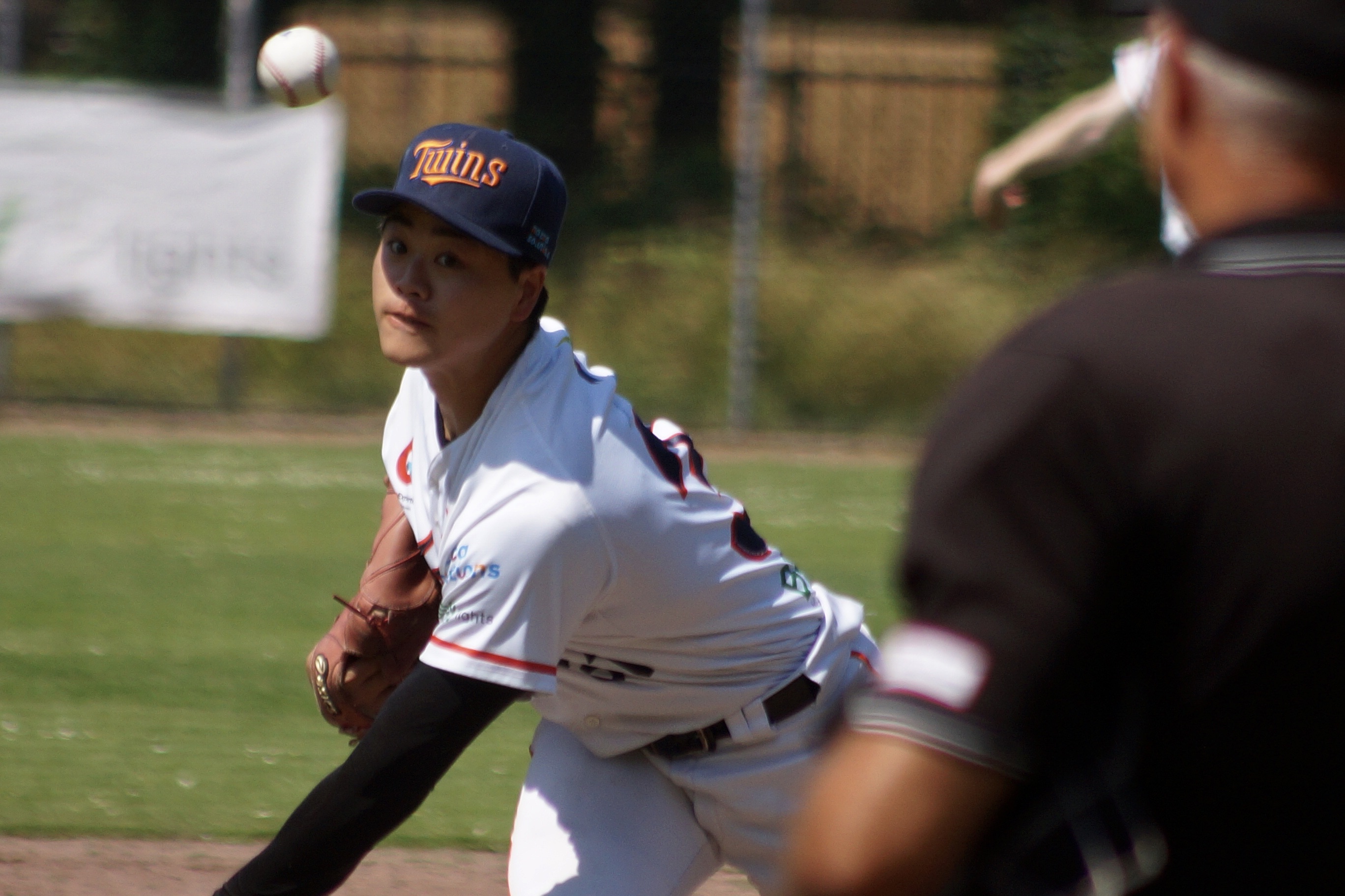 166E2DD5-F98A-41BE-91CE-43C8D8EE2738_1_201_a