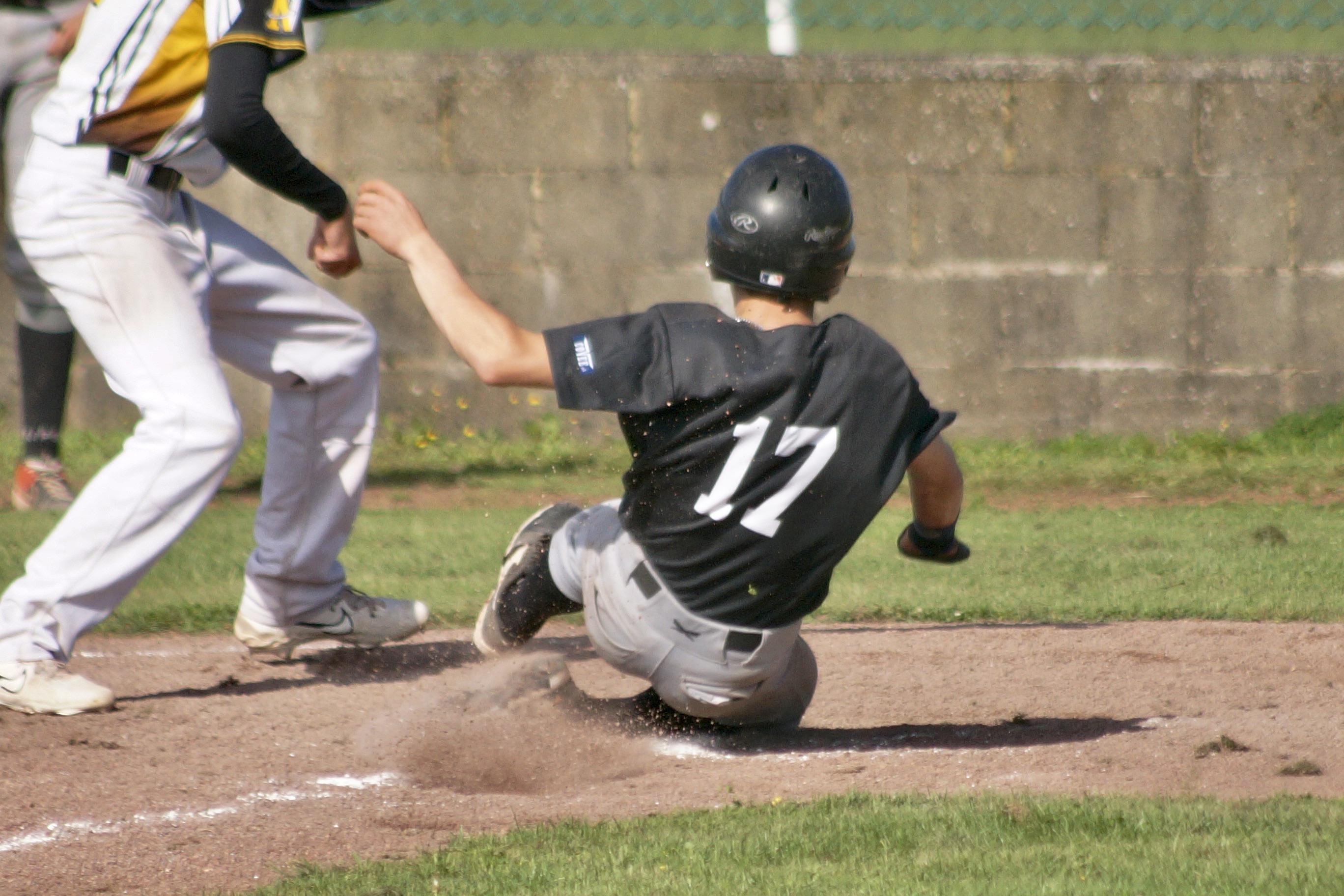 1FBA3AD7-5686-4899-92ED-99168F4AAB3B_1_201_a