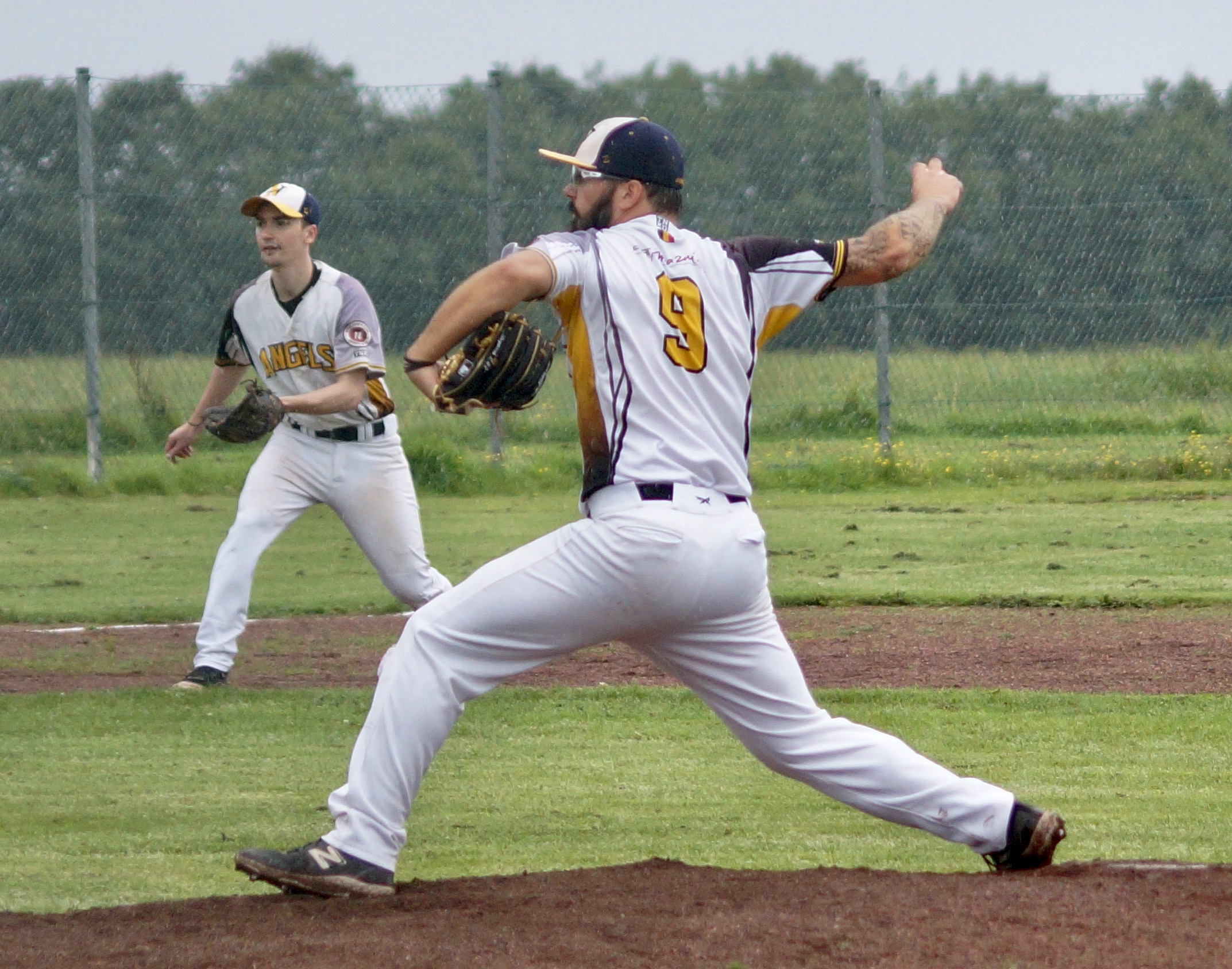 5BCA3076-87F0-430C-9841-001E2646A549_1_201_a