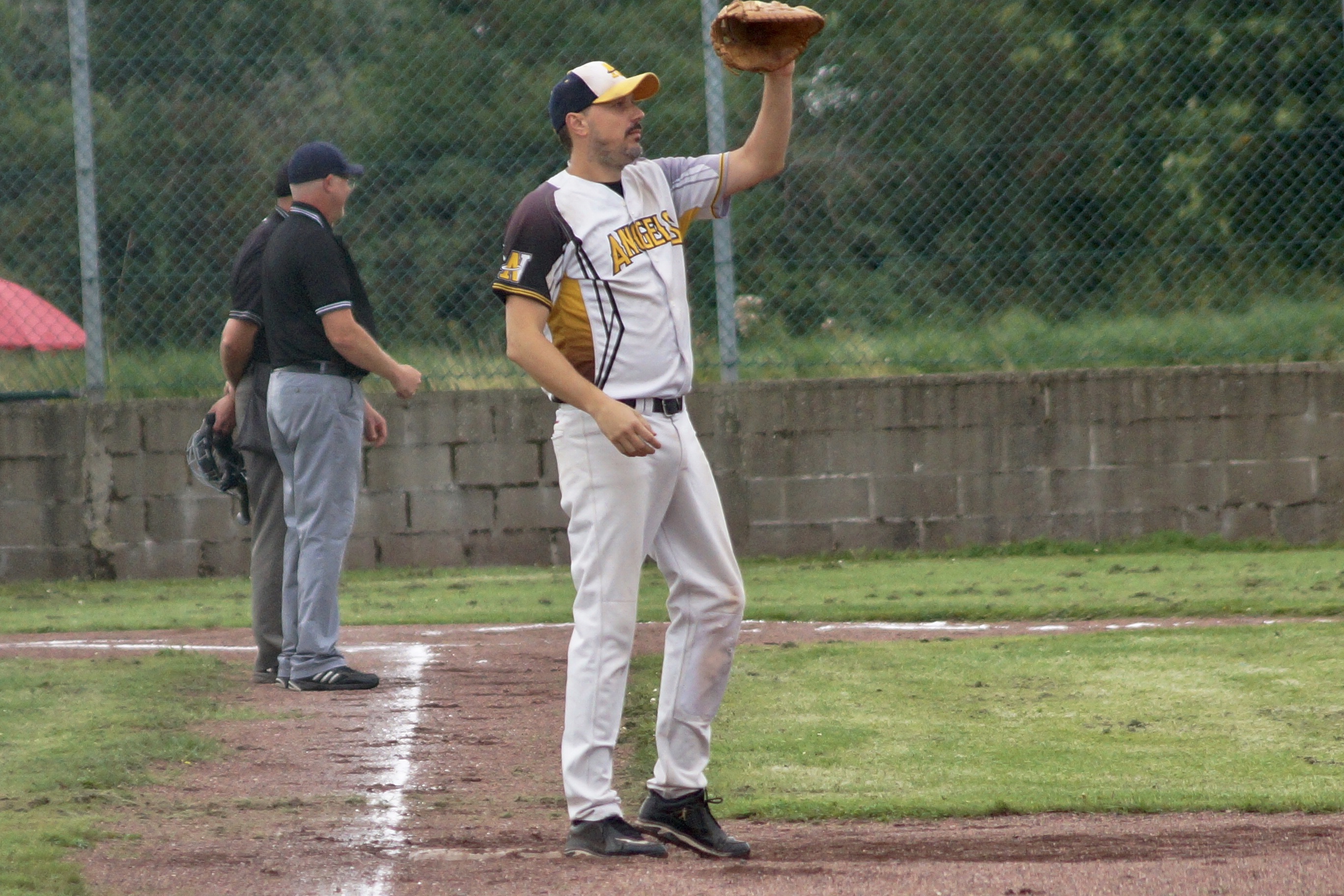 679C5FD7-4A88-42EE-B1C9-BB44CF2D541D_1_201_a