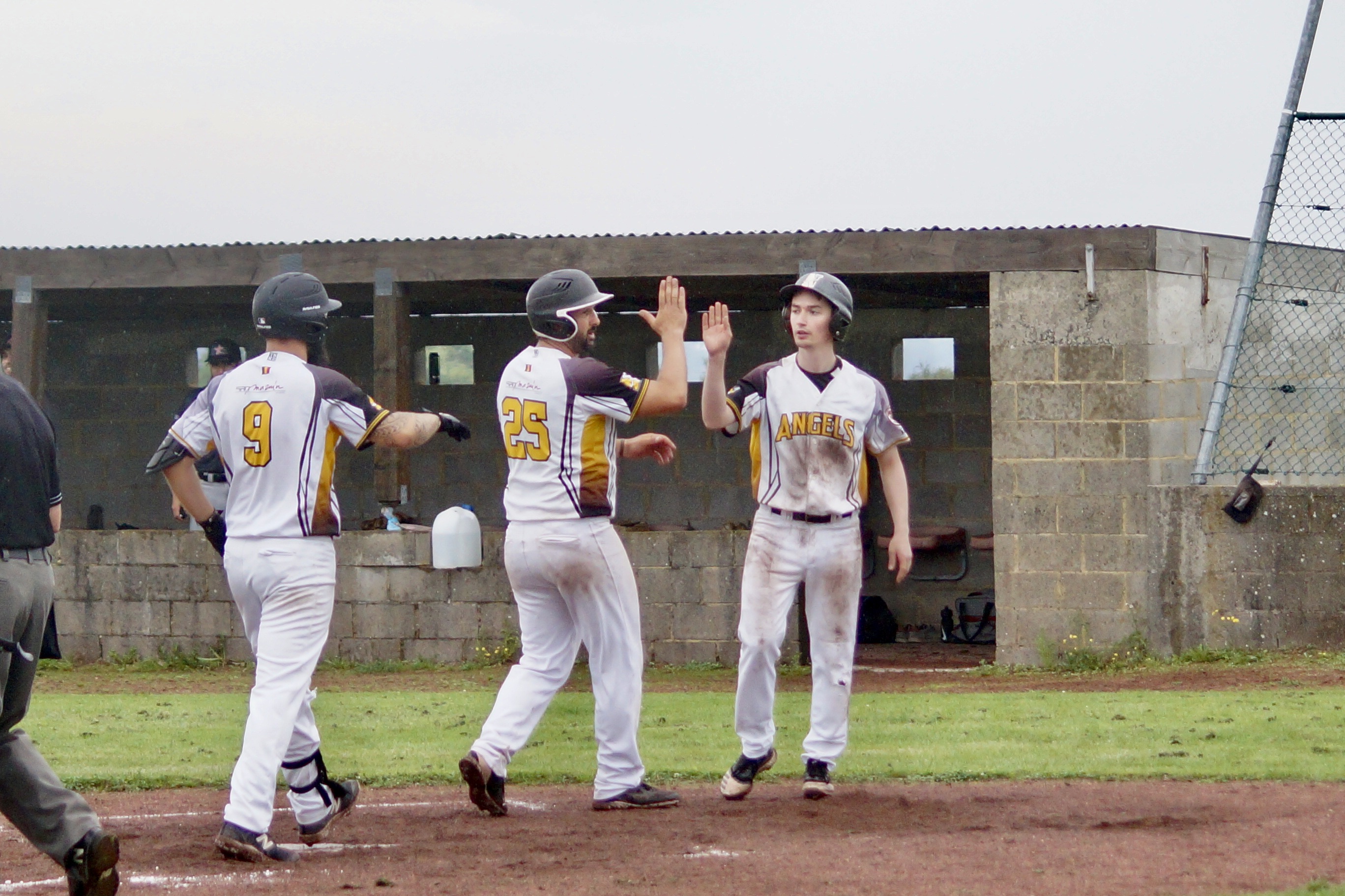 A26A188C-36C2-4561-ACC1-7D1970F2B54D_1_201_a