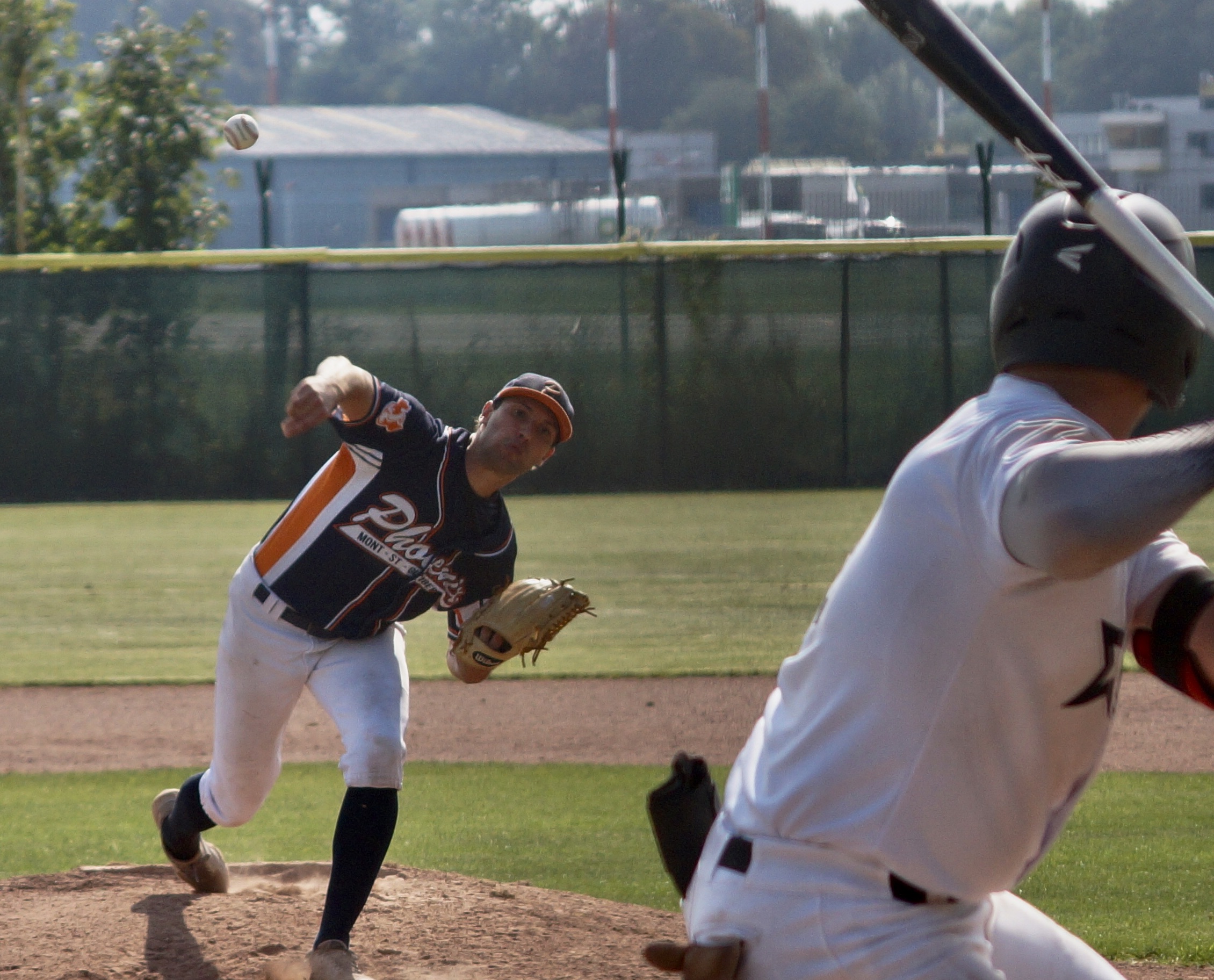 E93DFC1E-FFBD-41EC-A383-AB54AFA5830F_1_201_a