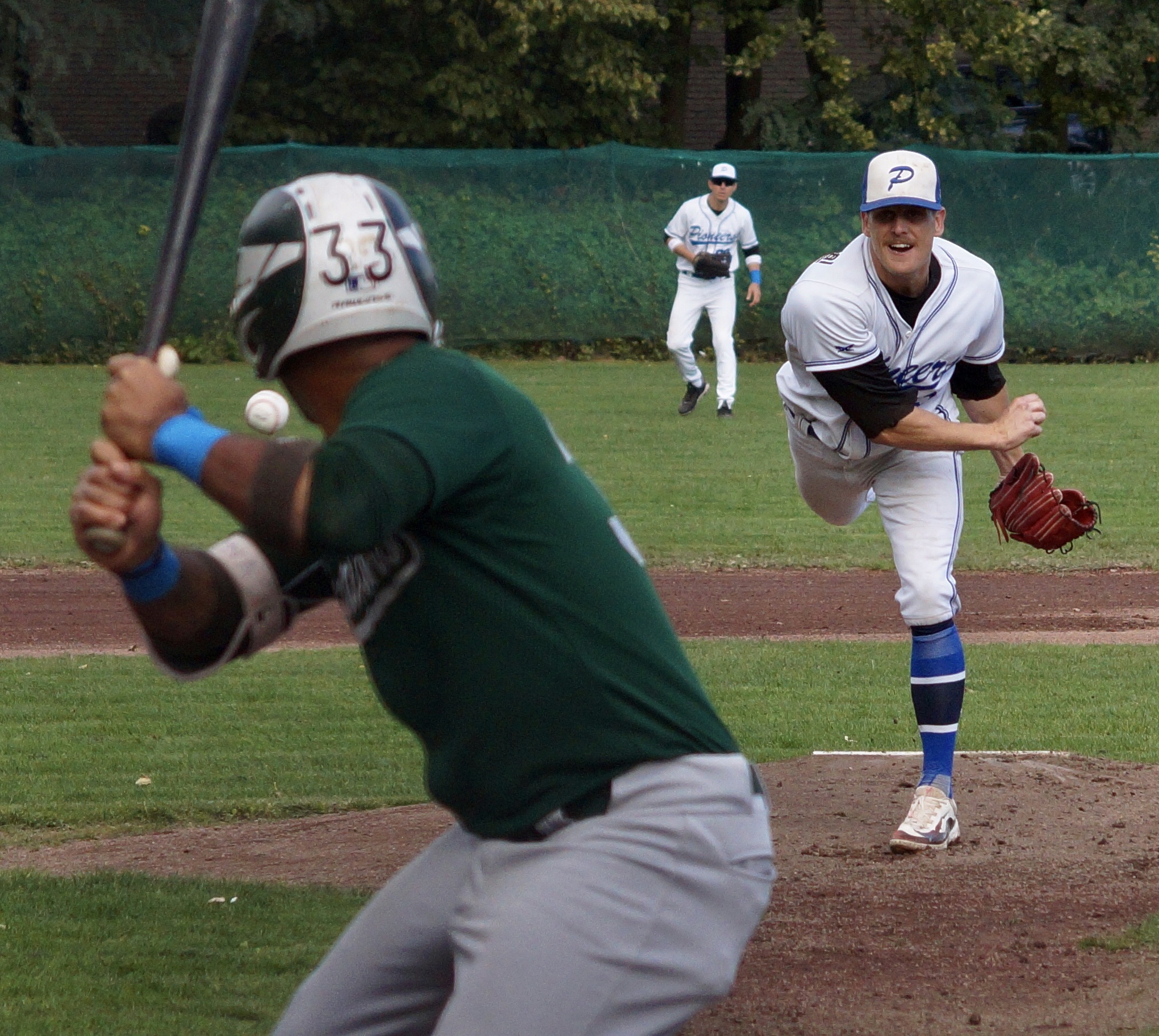 C73EE39C-5467-448F-BEEF-0E89F7FE4FE3_1_201_a