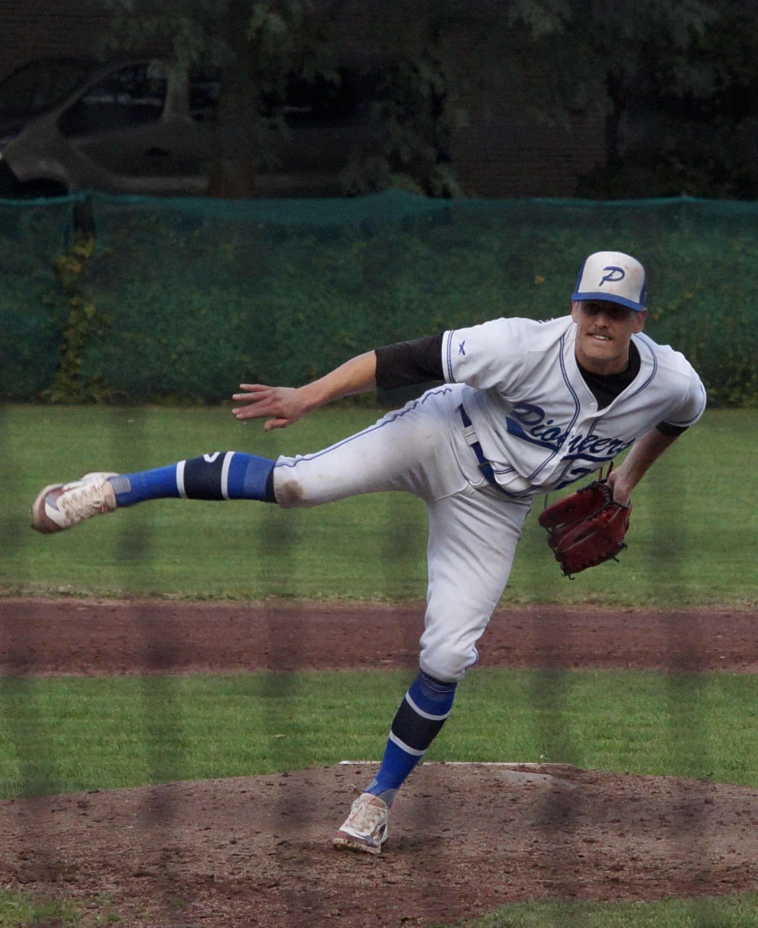 CF410538-CD47-49E6-9A0C-CB79B0AE17E6_1_201_a