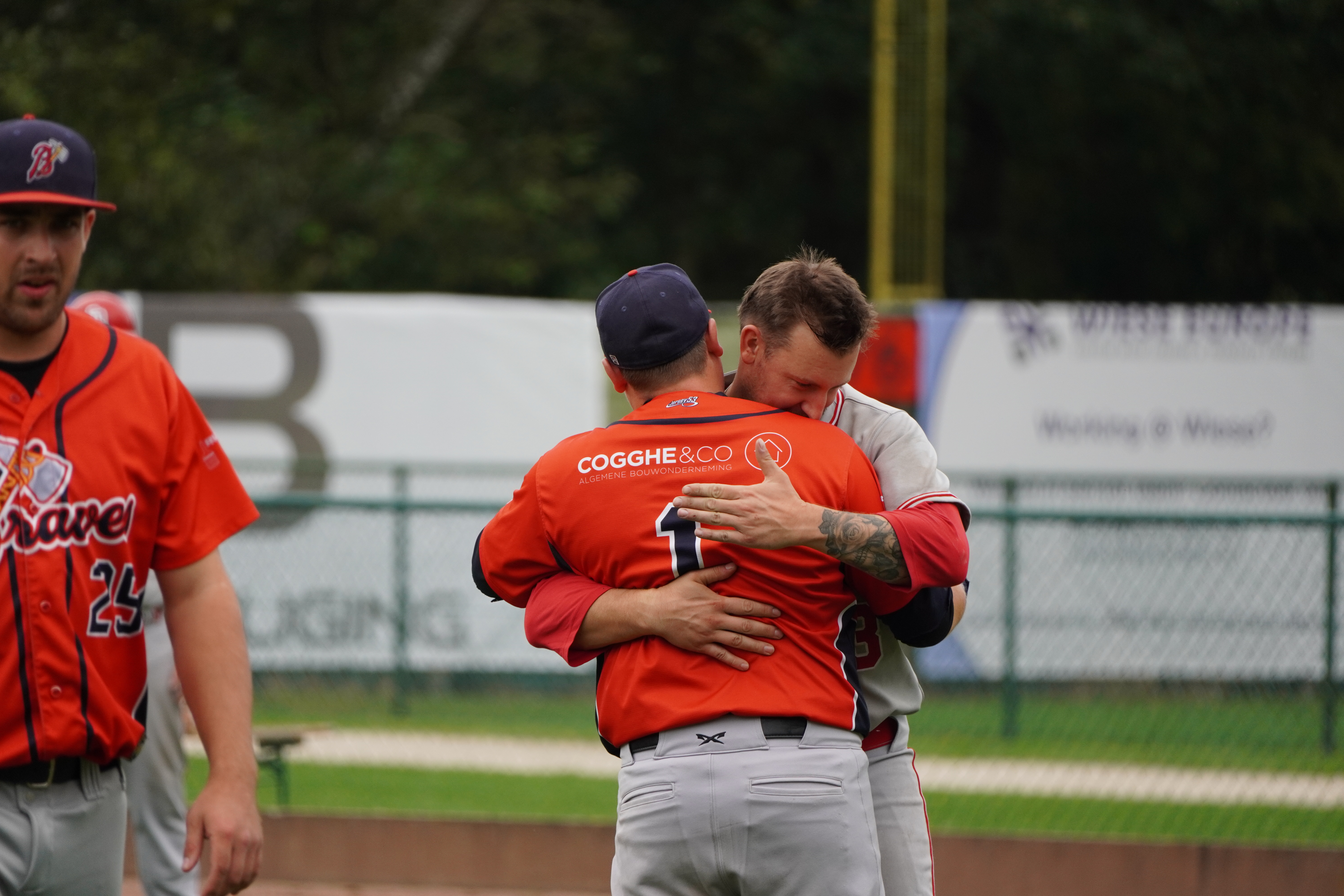 ABB08601-52ED-4D2D-860F-010E21C7D6C1